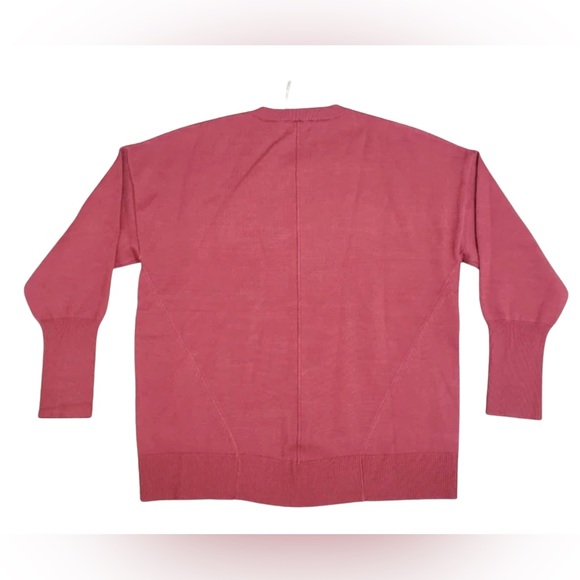 Bluivy Oversized Crewneck Sweater In Berry Red Size
S/M Beyoncé’s Brand - Picture 3 of 4